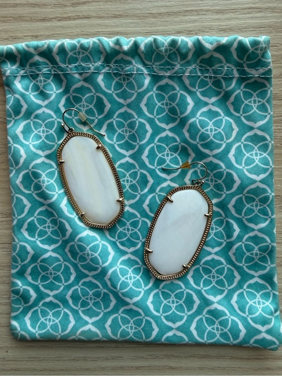 Kendra Scott Jewelry - Kendra Scott White Stone Drop Earrings with Gold Trim